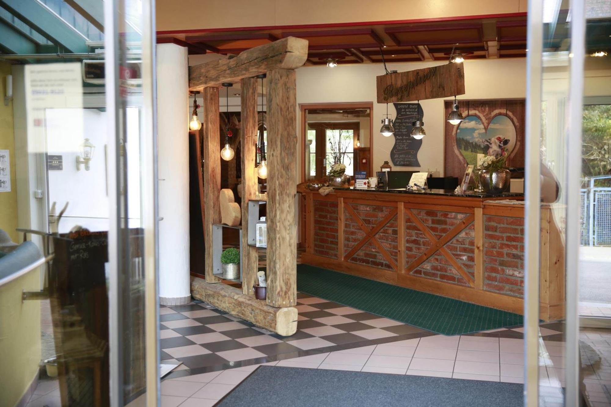 Hotel Zur Isar Plattling Extérieur photo